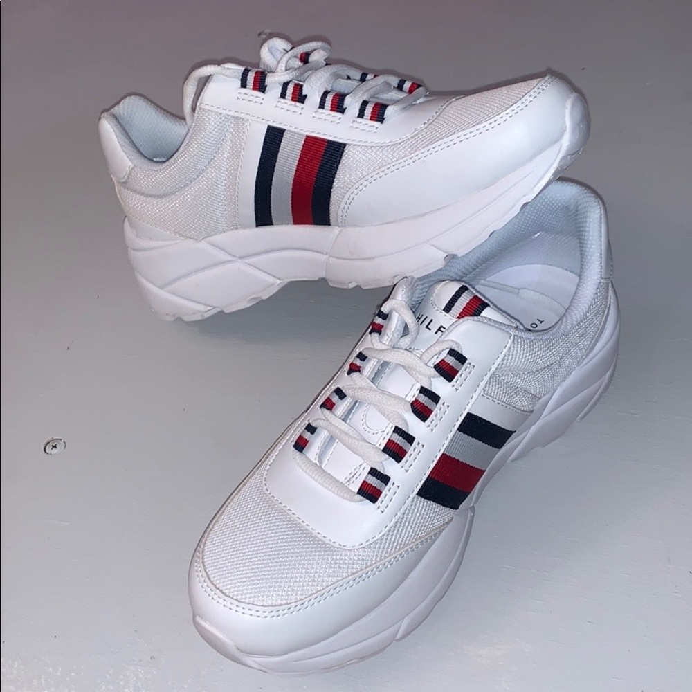 Tommy Hilfiger Sneakers (NWOB)